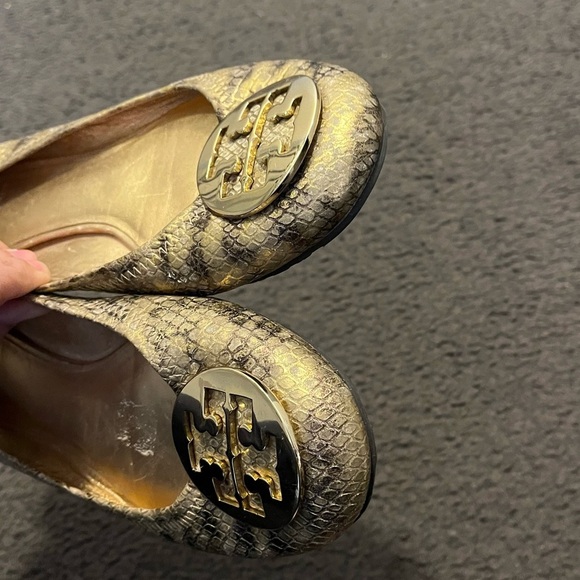 Tory Burch Reva Snakeskin Leather Flats - Picture 5 of 9